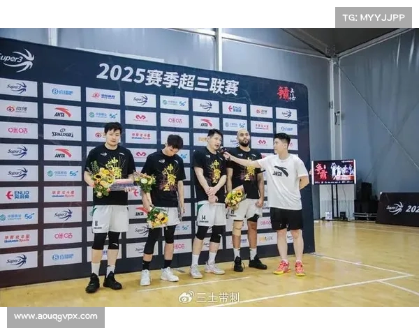 上海横沙誉民球俱乐部斩获武汉大区赛冠军,实力再度升级! 上海横沙誉民球俱乐部斩获武汉大区赛冠军,实力再度升级!